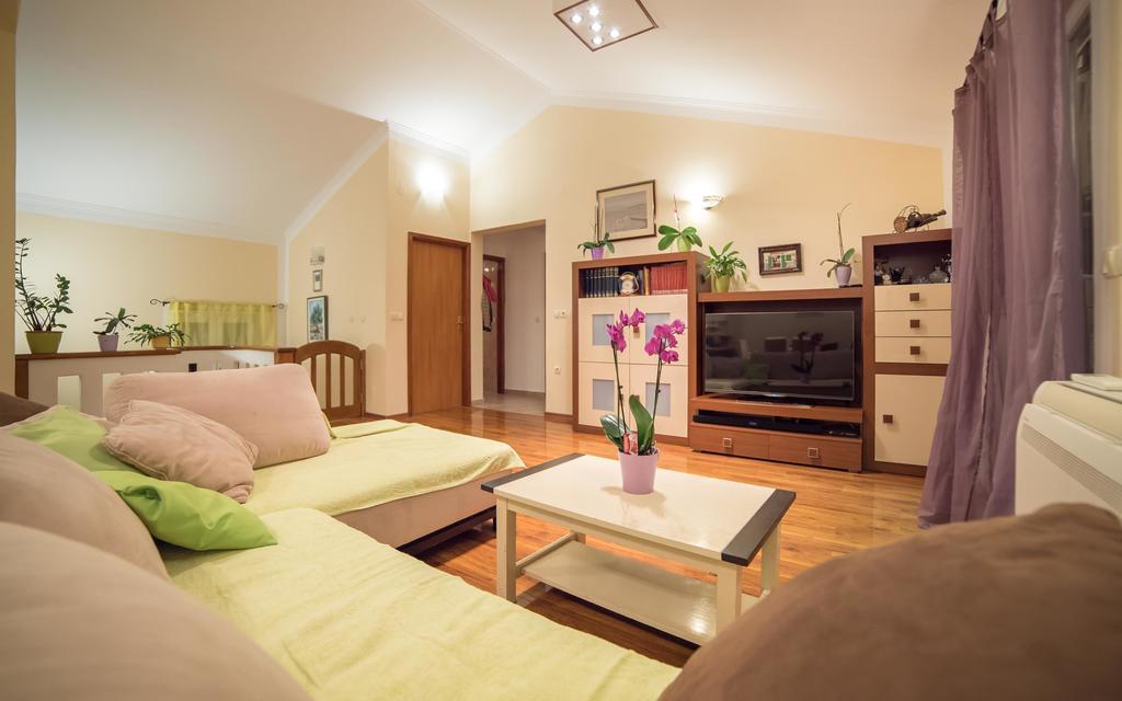 Captain'S Apartment Barbat na Rabu 외부 사진