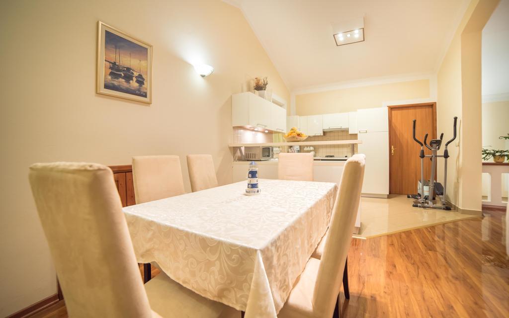 Captain'S Apartment Barbat na Rabu 외부 사진
